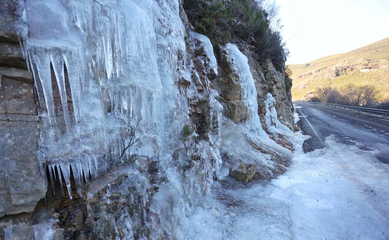 León seguirá en alerta amarilla por temperaturas de hasta seis grados bajo cero.