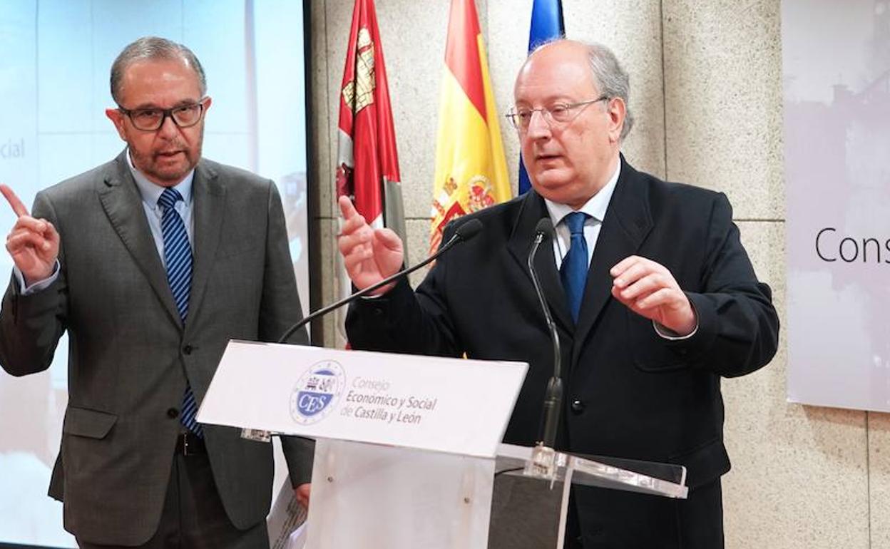 Wilfredo Sanguineti Raymond, Catedrático del Derecho del Trabajo y de la Seguridad Social de la Universidad de Salamanca participa en el programa «Audiencias activas del Consejo Económico y Social (AUDACES)» junto al presidente del Ces Enrique Cabero.