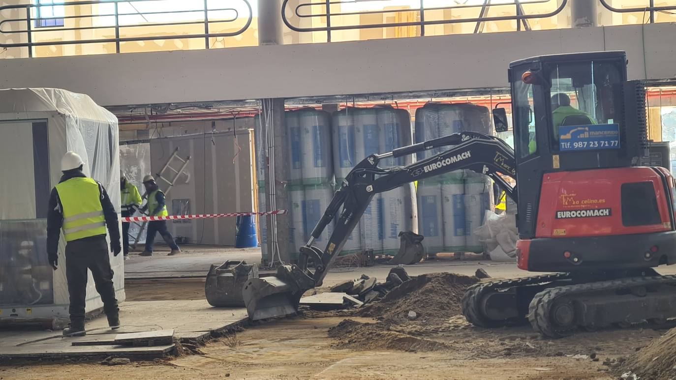 Obras del interior de la estación de Autobuses de León. 