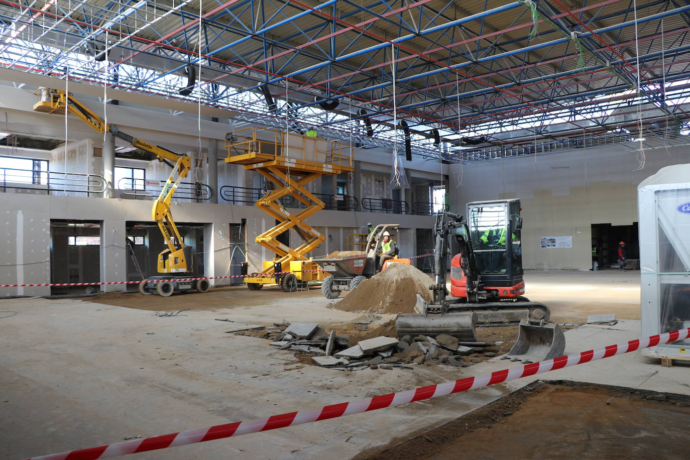 Obras del interior de la estación de Autobuses de León. 