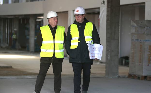 Galería. Visita a las obras de la estación de autobuses de León.