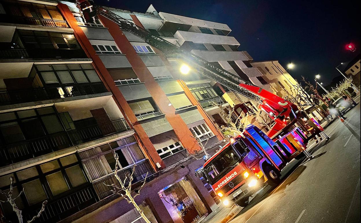 Los bomberos realizaron diferentes intervenciones durante la última noche.