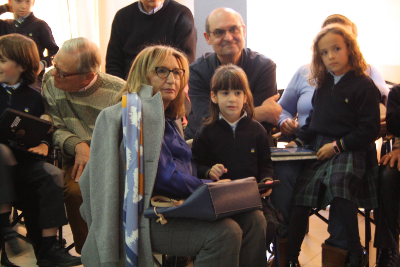 Después de tres años sin celebrarse ha vuelto el «Día de los abuelos» en el Peñacorada International School.