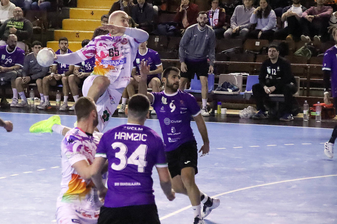 El conjunto leonés no pudo vencer en León en el primer partido de la segunda vuelta.