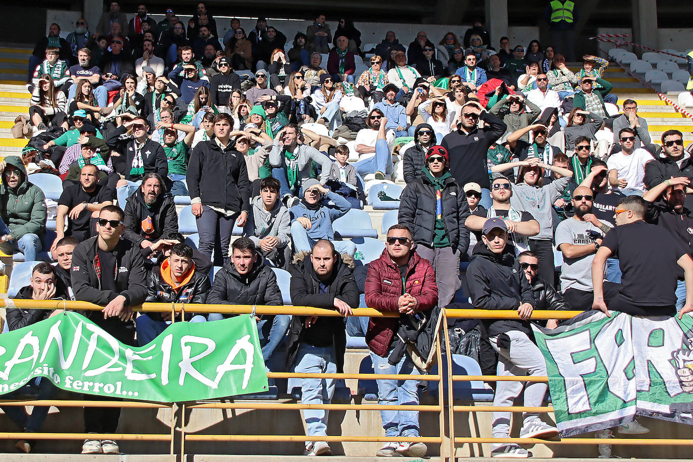 Ambos equipos tuvieron escasas ocasiones y acabaron firmando el empate sin goles.