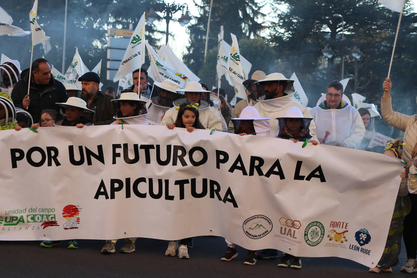 Organizaciones profesionales convocan una manifestación en León por una apicultura sostenible y rentable