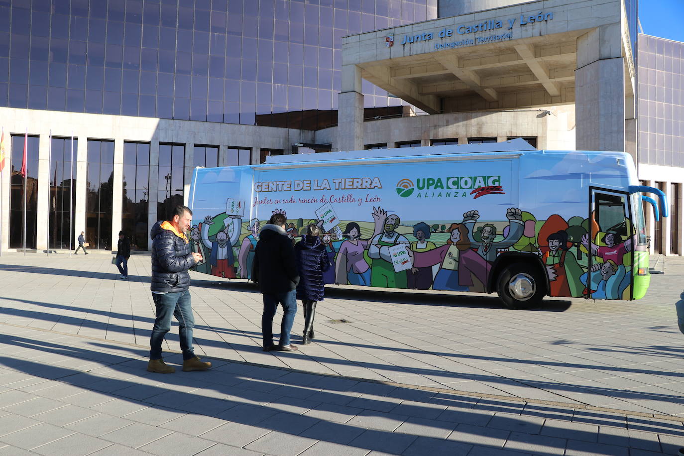 Presentación del autobús de la alianza Upa-Coag.