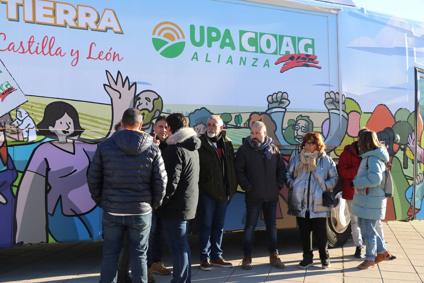 Presentación del autobús de la alianza Upa-Coag.