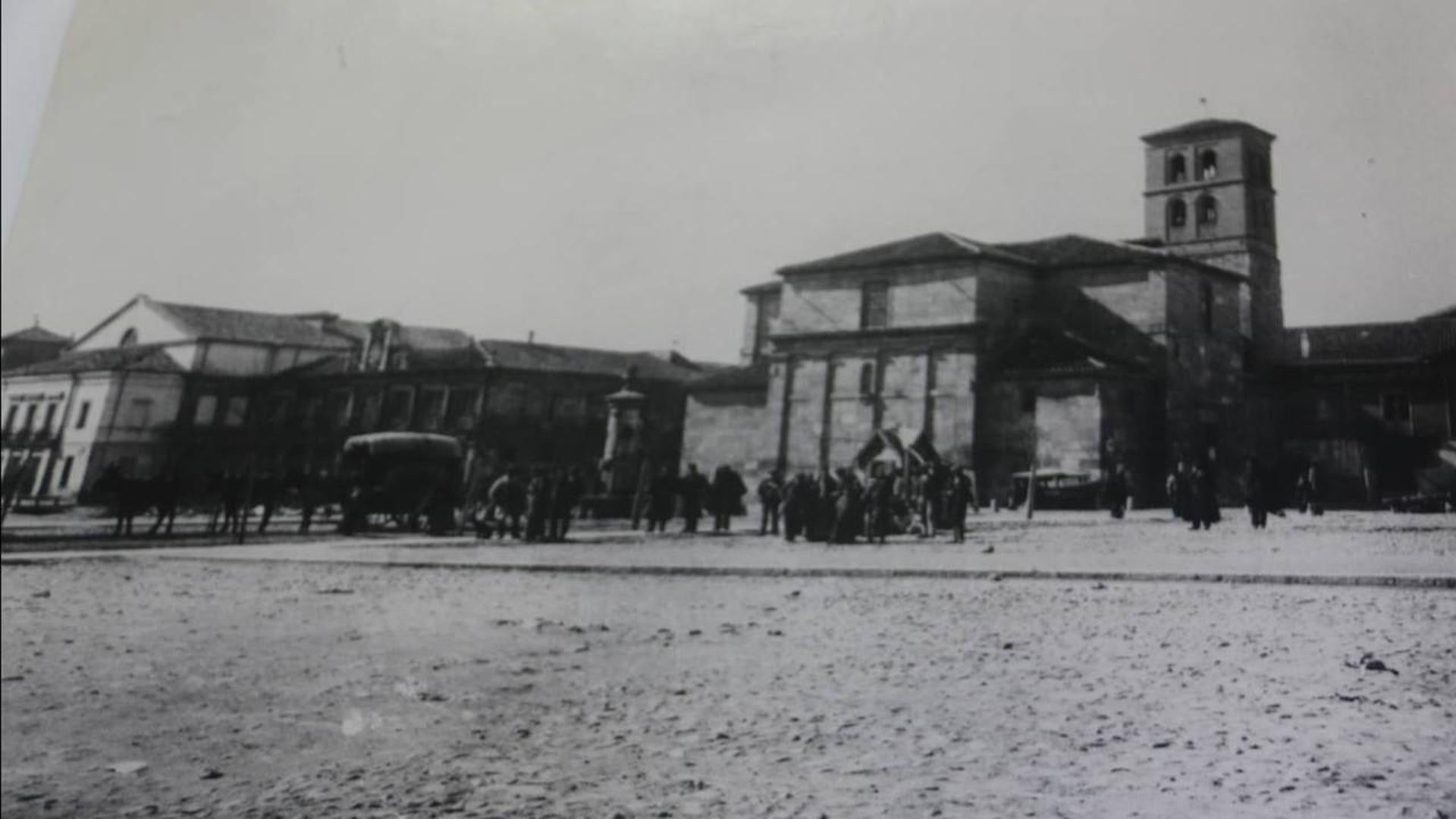 La construcción de la casa Roldan y el ensanche de León después de del Hospital San Antonio Abad