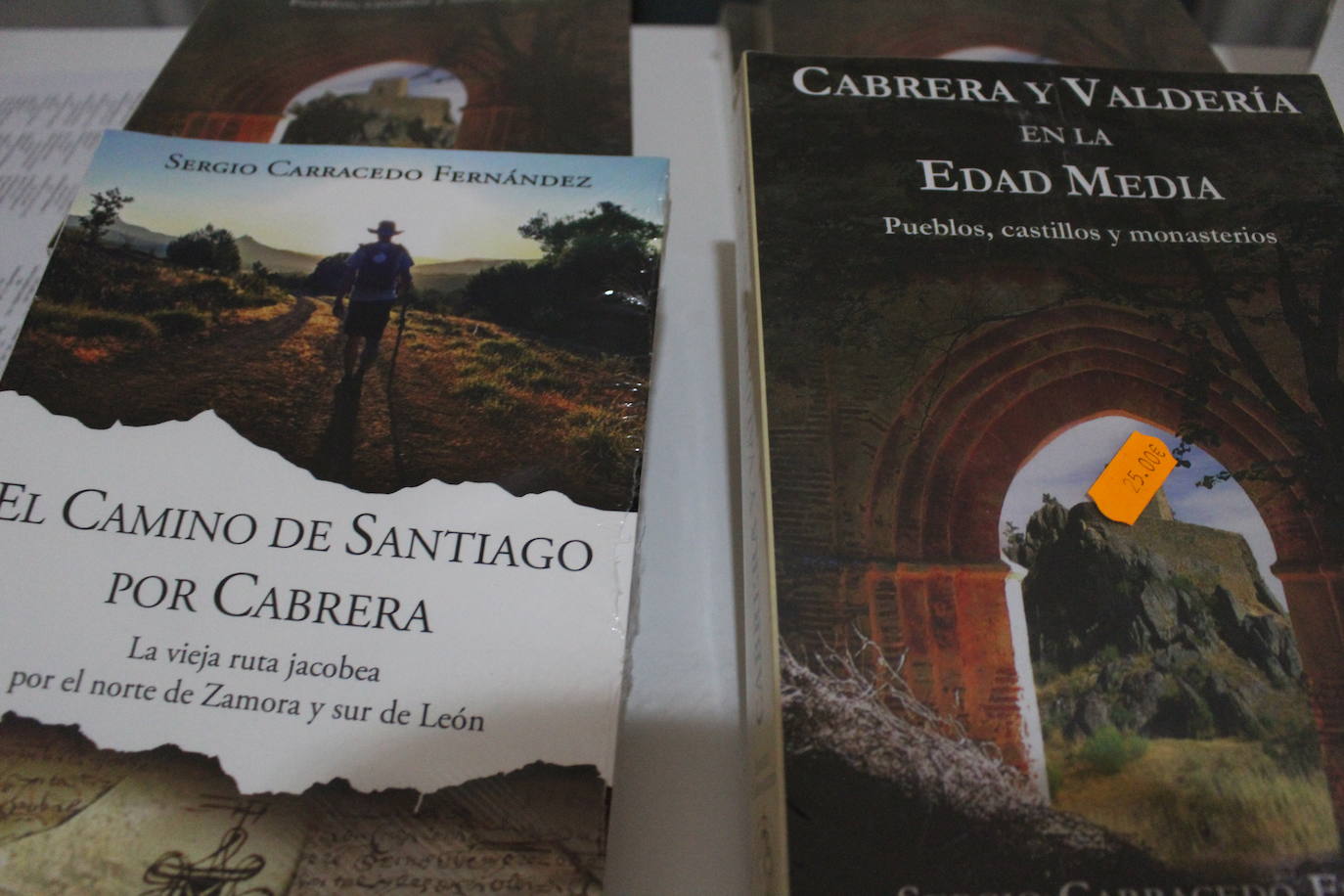 Presentación de los libros de Sergio Carracedo, 'Cabrera y Valdería en la Edad Media' y 'El Camino de Santiago por Cabrera'. 