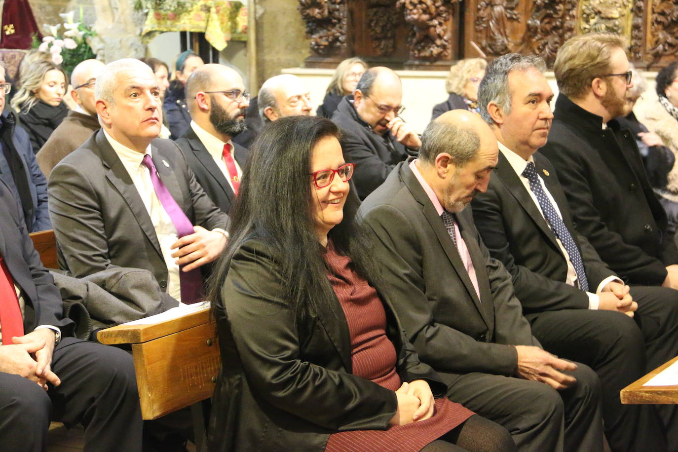 El acto se desarrolló en una repleta iglesia del Mercado, con motivo de la fiesta parroquial.