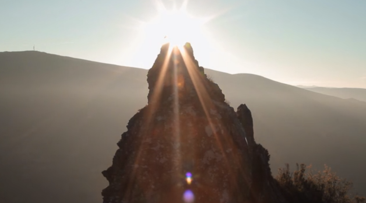 El documental narra la historia de lo sucedido en esta aldea tan cercana al Bierzo 