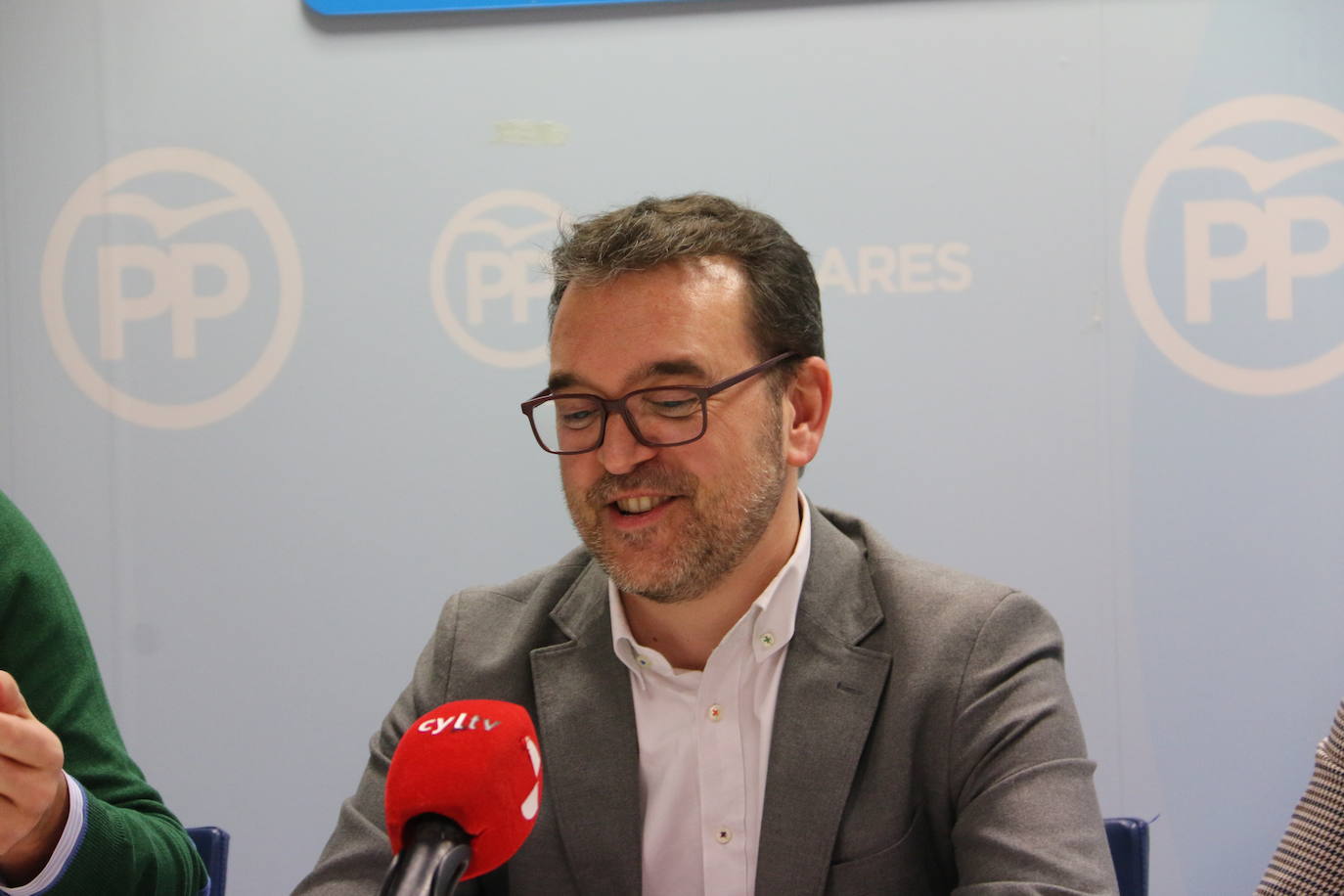 Rueda de prensa de los procuradores del PP de León.