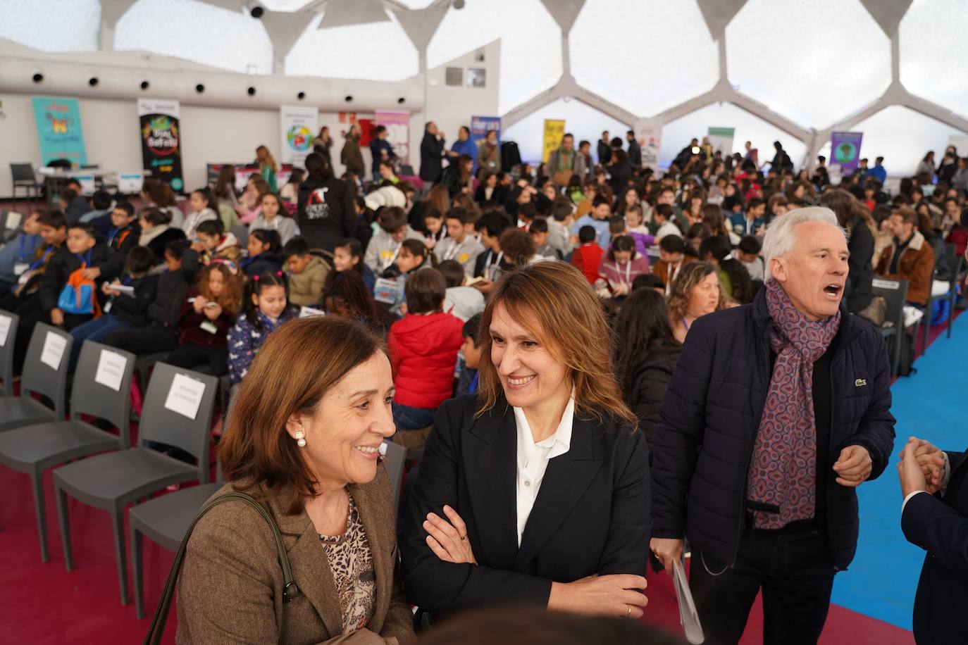 La consejera de Educación, Rocío Lucas, inaugura el acto con motivo de la celebración del Día Mundial de la Radio 2023.