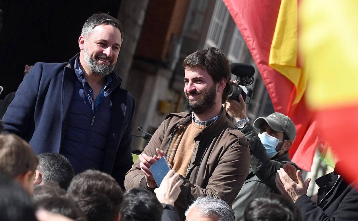 El presidente de Vox, Santiago Abascal y el Vicepresidente de la Junta de Castilla y León, Juan García-Gallardo