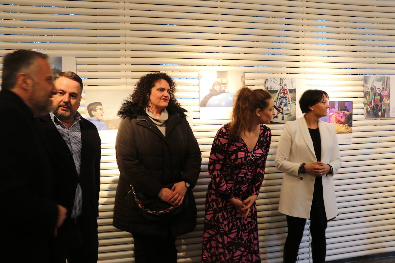 Inauguración de la Exposición del I Concurso de Fotografía «Un feliz viaje por la vida» organizada por la Federación Autismo de Castilla y León.