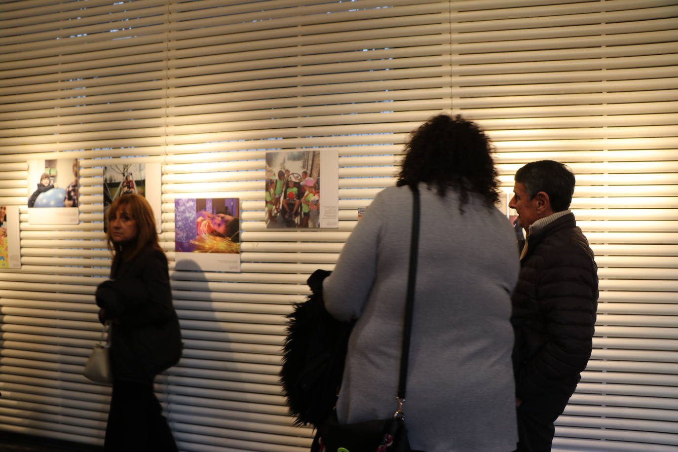 Inauguración de la Exposición del I Concurso de Fotografía «Un feliz viaje por la vida» organizada por la Federación Autismo de Castilla y León.