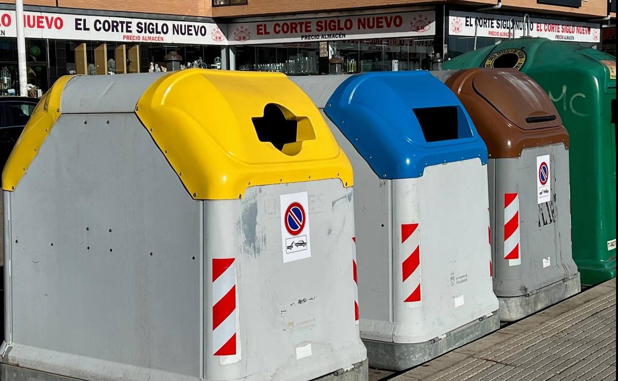 Contenedores rehabilitados en el municipio del alfoz.