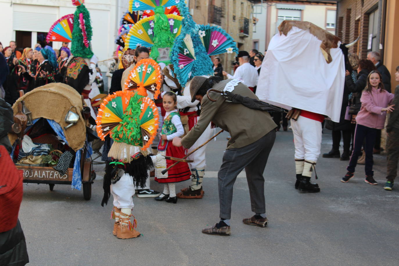 Cimanes del Tejar ha celebrado una de sus fiestas más enraizadas, el antruejo más tradicional