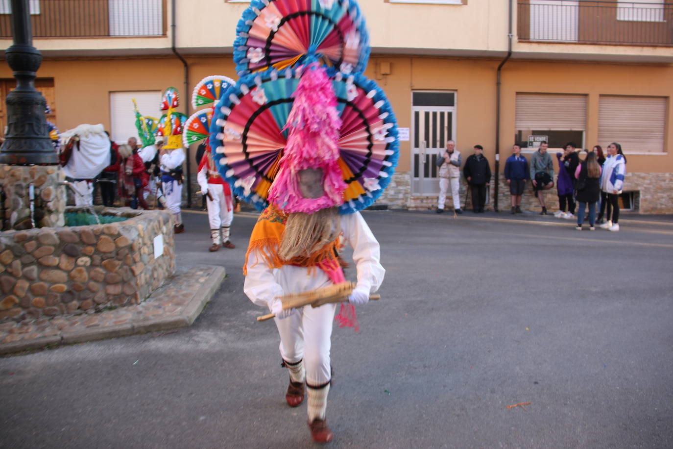 Cimanes del Tejar ha celebrado una de sus fiestas más enraizadas, el antruejo más tradicional