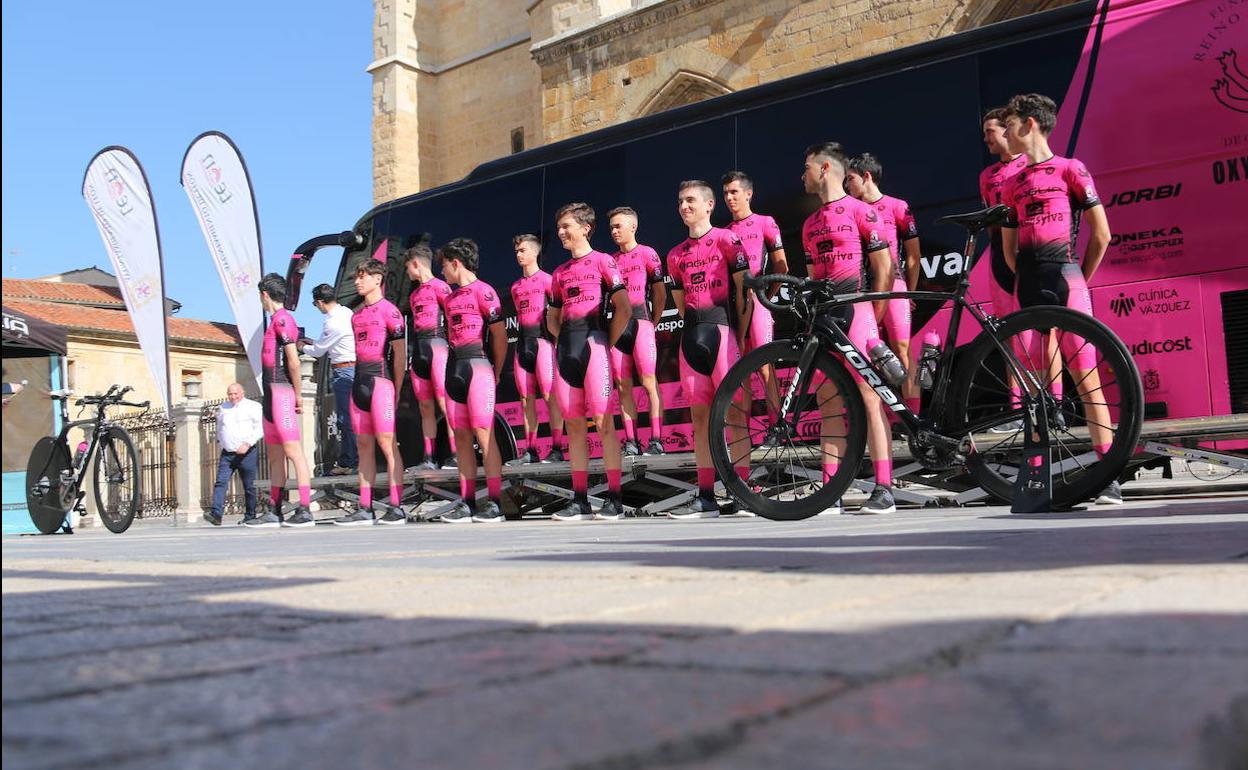 El nuevo equipo de Maglia debuta este fin de semana con dos pruebas en Colindres.