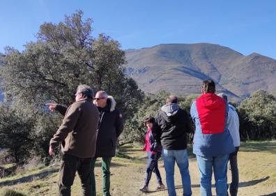 Imagen secundaria 1 - UPL se opone al proyecto de central hidroeléctrica en Odollo tras visitar el paraje