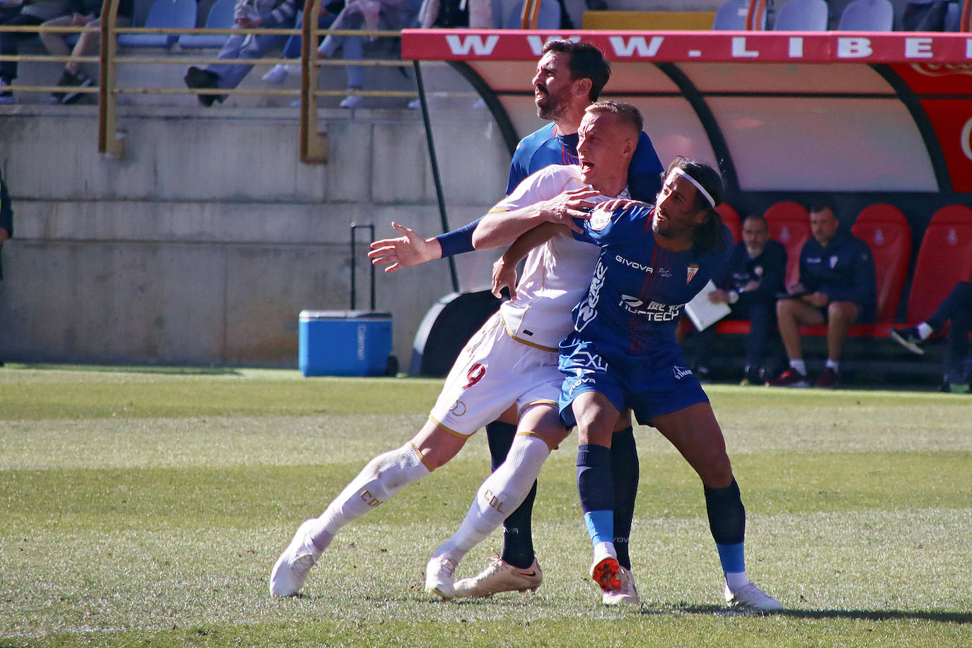 Partido correspondiente a la jornada 24 de la Primera RFEF.