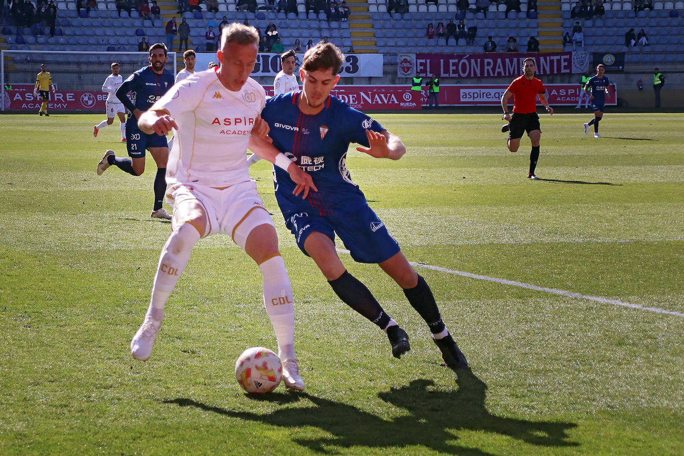 Partido correspondiente a la jornada 24 de la Primera RFEF.