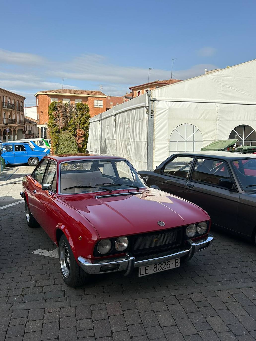 La 102ª Feria de Febrero ha tocado a su fin en una soleada mañana de domingo con miles de personas circulando por las calles de Valencia de Don Juan..