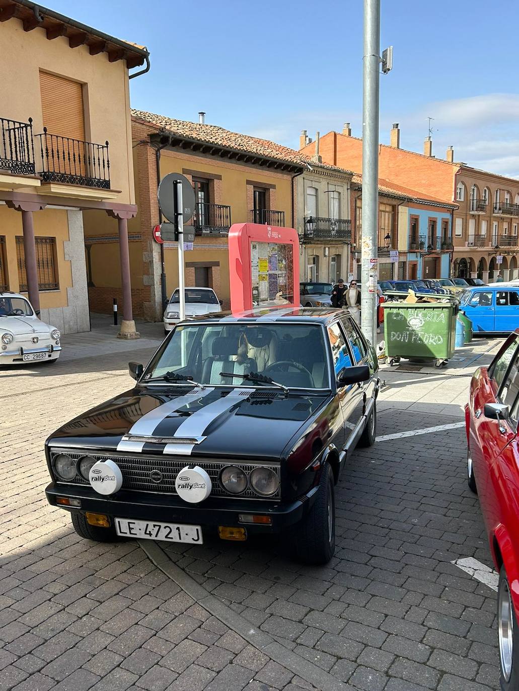 La 102ª Feria de Febrero ha tocado a su fin en una soleada mañana de domingo con miles de personas circulando por las calles de Valencia de Don Juan..
