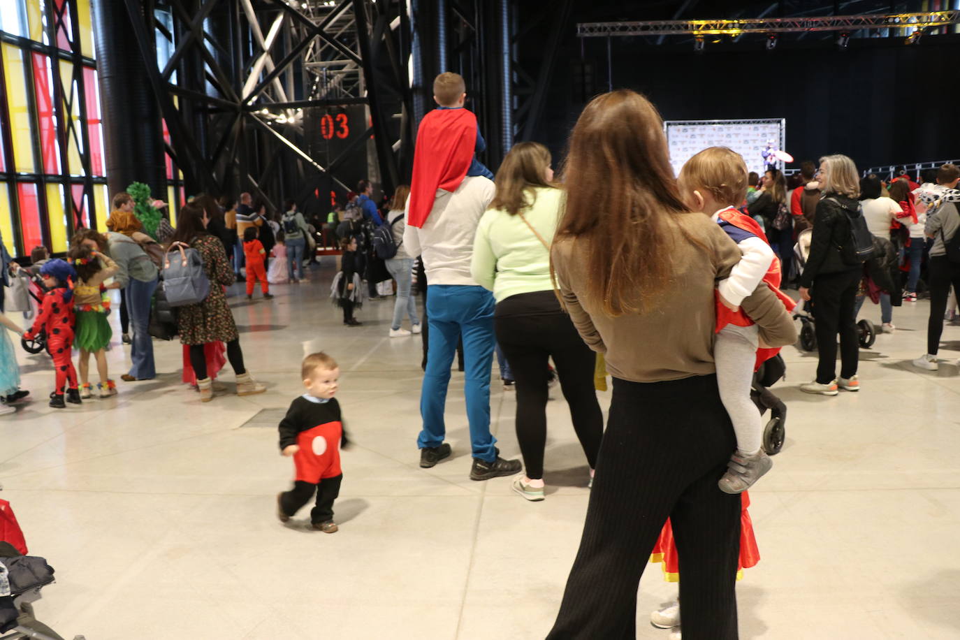 El Palacio de Exposiciones albergó esta cita en el Lunes de Carnaval y contó con la presencia de pequeños y mayores.