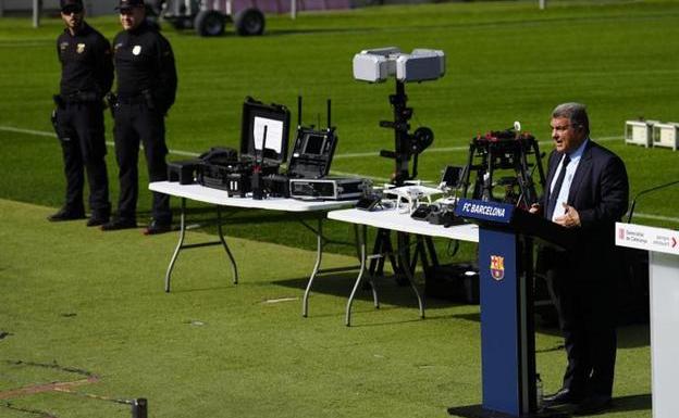 Joan Laporta, este martes, en el Camp Nou.