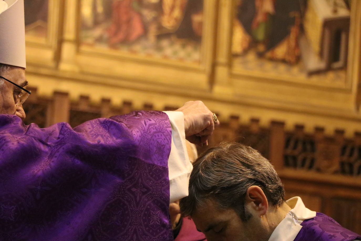 La Catedral acoge el acto central de la Diócesis de León que ha contado con la presencia del obispo Luis Ángel.