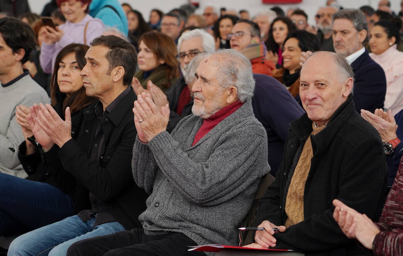 UGT y CCOO celebran un acto en defensa del Estatuto de Autonomía. 