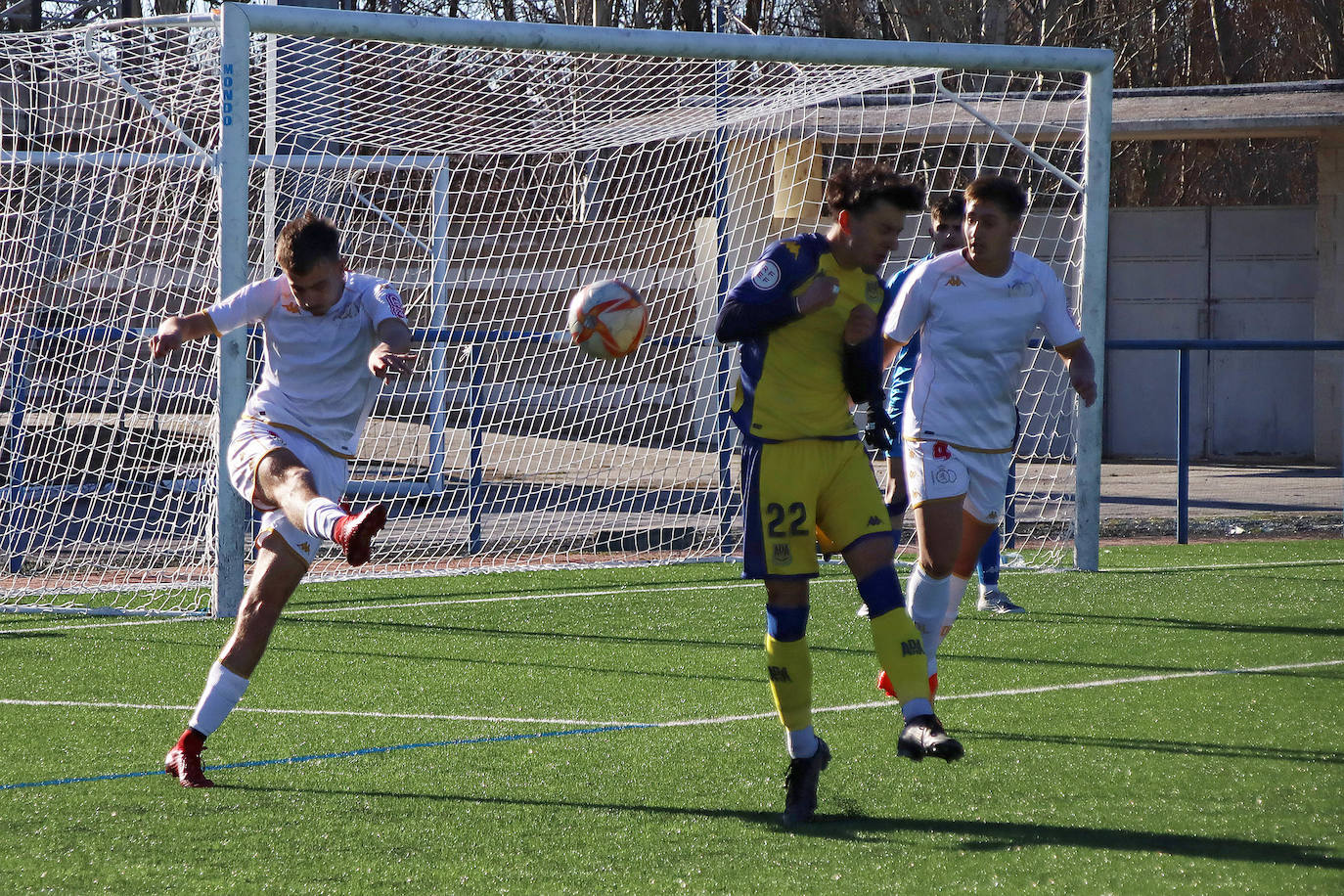 El equipo leonés ha recibido al Alcorcón en busca de puntos fundamentales para lograr la permanencia en División de Honor Juvenil