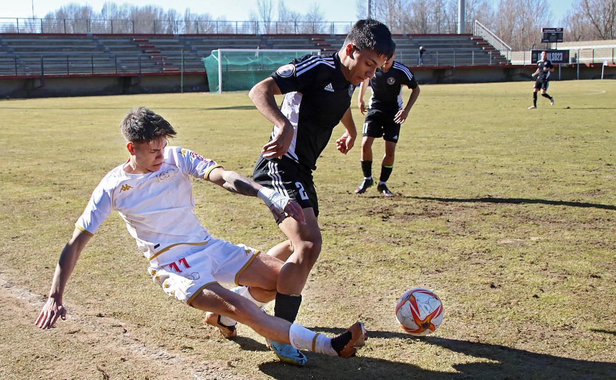 Partido entre la Cultural de División de Honor y el Rayo Vallecano.