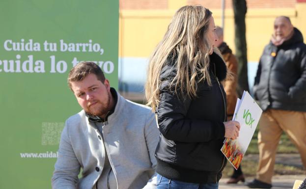 La candidata de VOX León acude a un acto de inicio de precampaña en la capital leonesa.