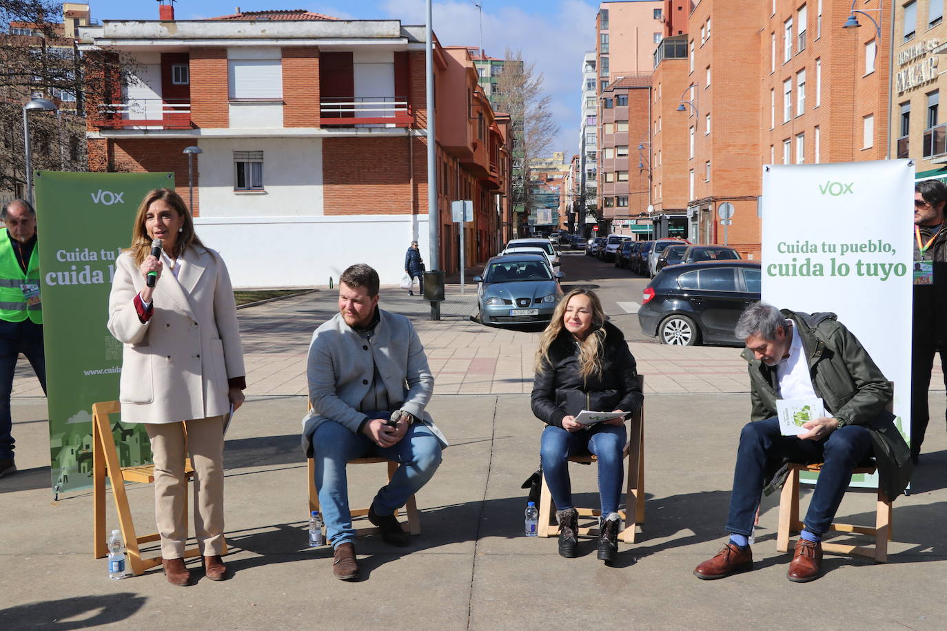 El partido se cita en La Palomera para trabajar en sus líneas maestras de cara a las elecciones.