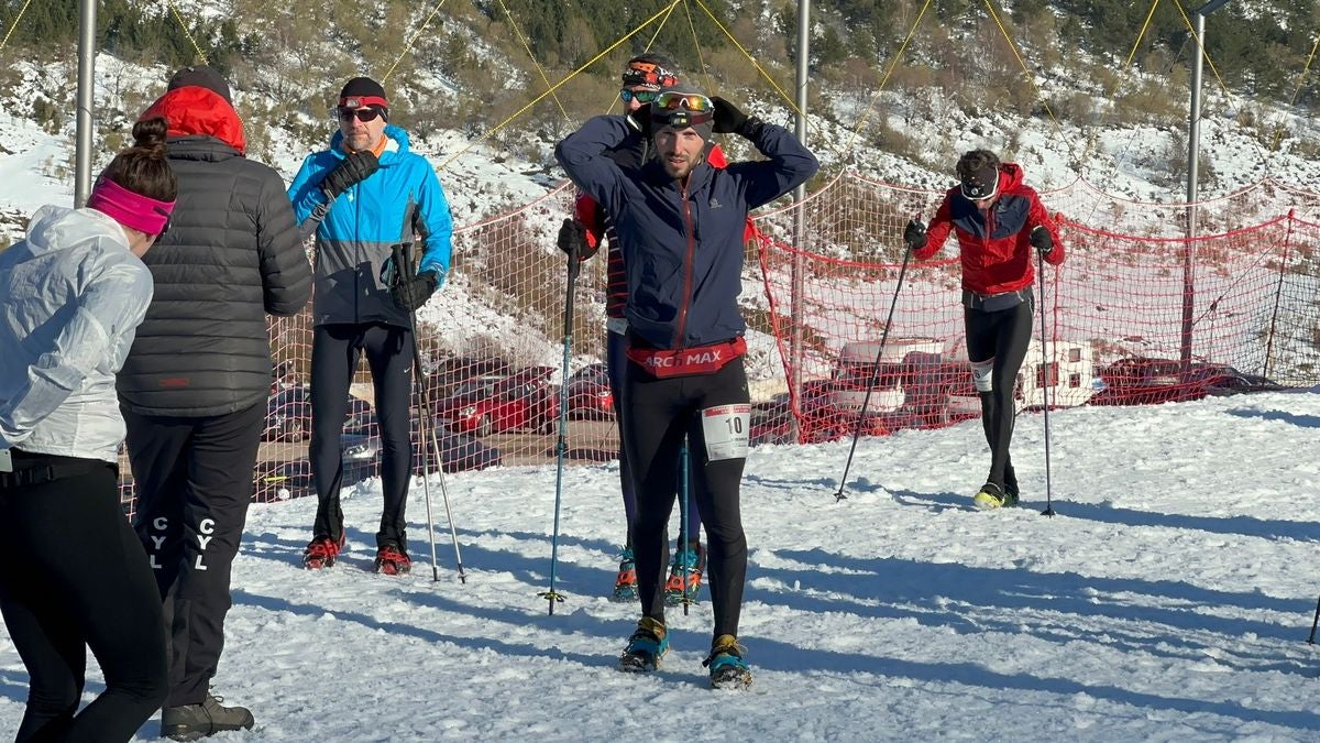 La estación de esquí de Valle Laciana-Leitariegos ha celebrado este fin de semana el Snow Weekend Festival con una gran participación de corredores y amantes de los deportes de invierno.