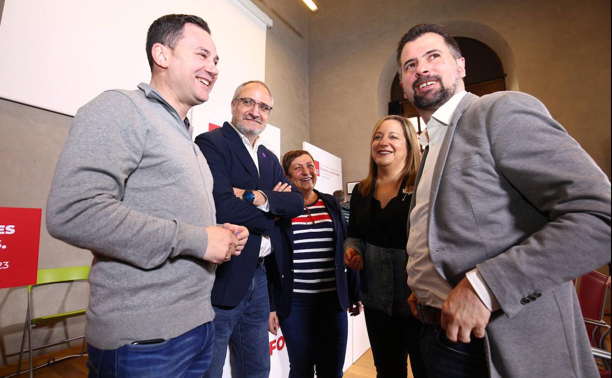 La presidenta de la Alianza Progresista de Socialistas y Demócratas en el Parlamento Europeo, Iratxe García, acude a un acto político en Ponferrada.