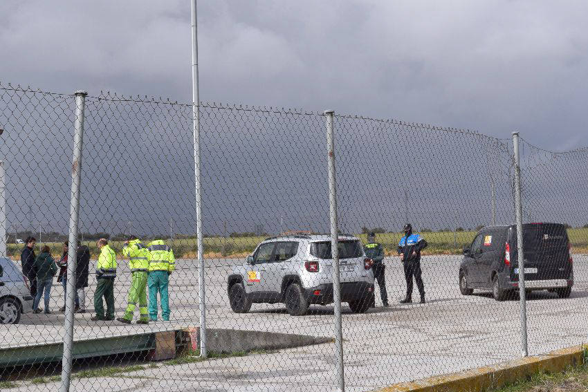 Fallece un trabajador en Salamanca al caer sobre él las patas de la góndola de un camión.