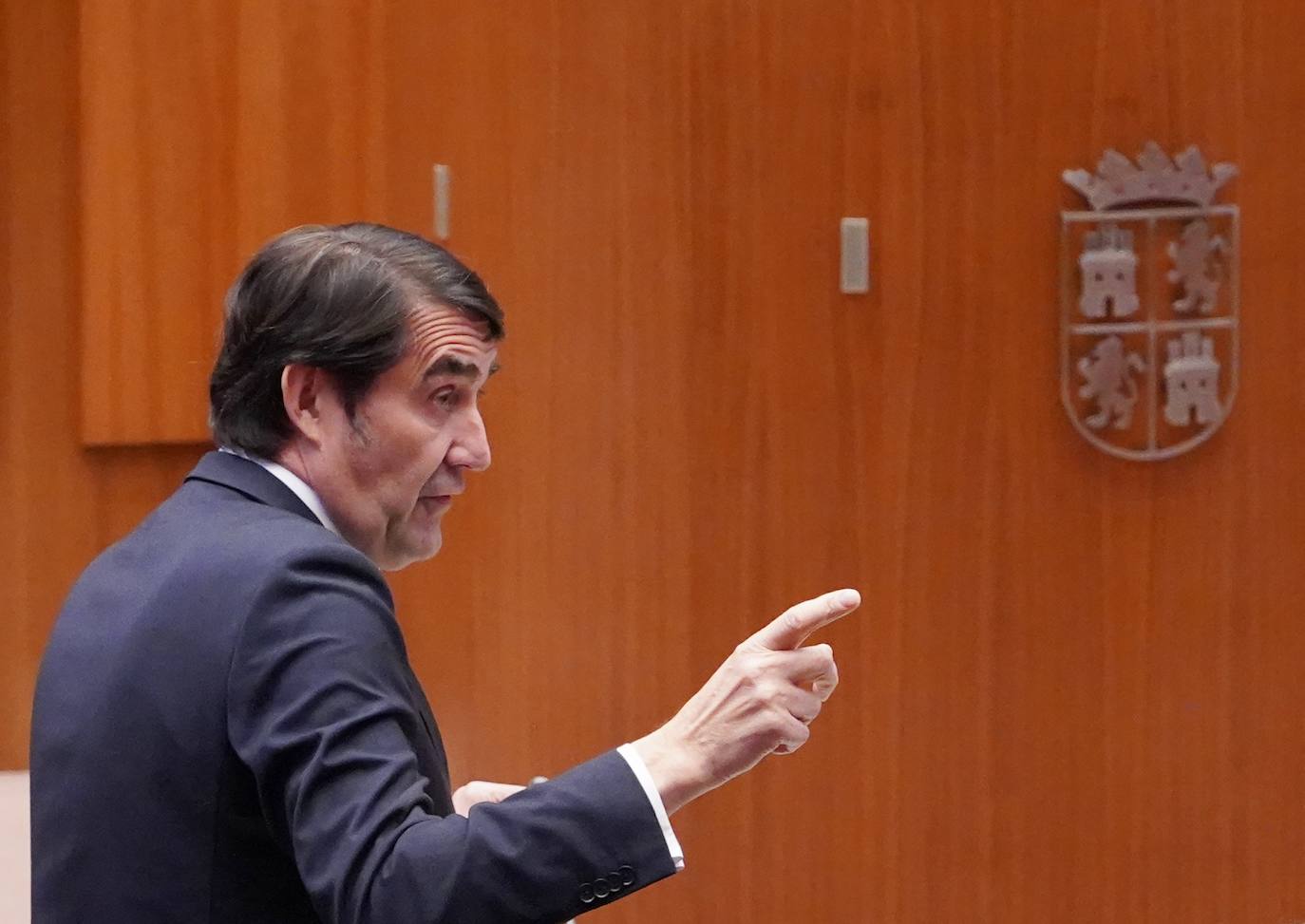 Primera sesión del Pleno de las Cortes de Castilla y León, que comienza con las preguntas de control al Gobierno autonómico.