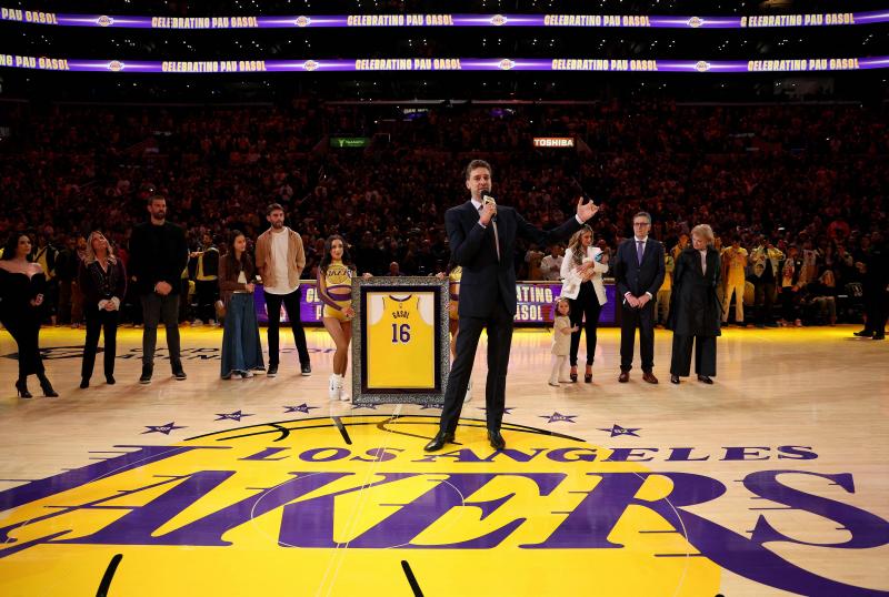 Fotos: Las mejores imágenes del gran día de Pau Gasol: Lakers retira el &#039;16&#039;