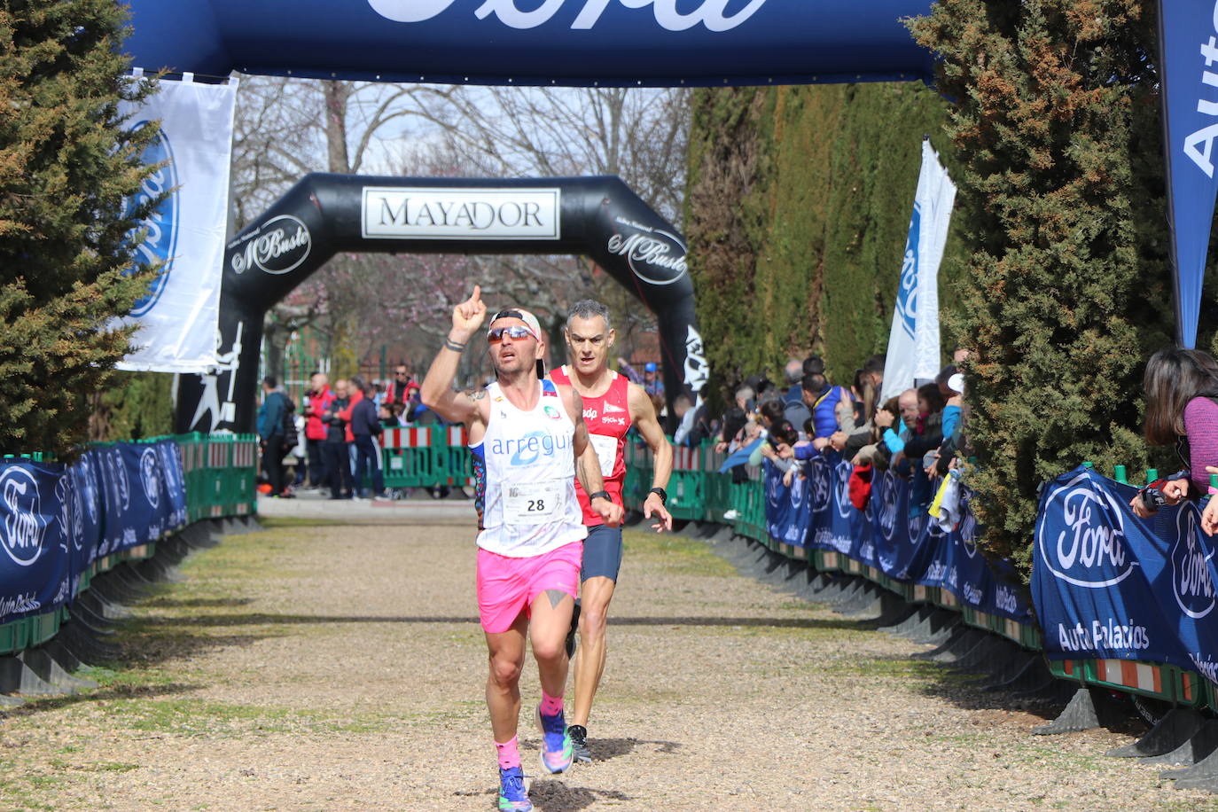 La prueba virginiana celebra una nueva edición con Daniel Alonso y Laura Sánchez como ganadores y un recuerdo sentido al atleta popular natural de la localidad José Luis González