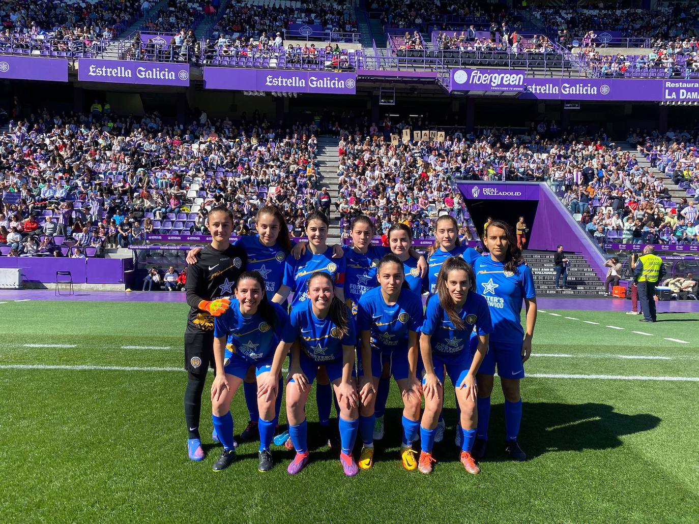 El equipo leonés disputa ante el Real Valladolid el primer partido de fútbol femenino de la historia en el estadio José Zorrilla.