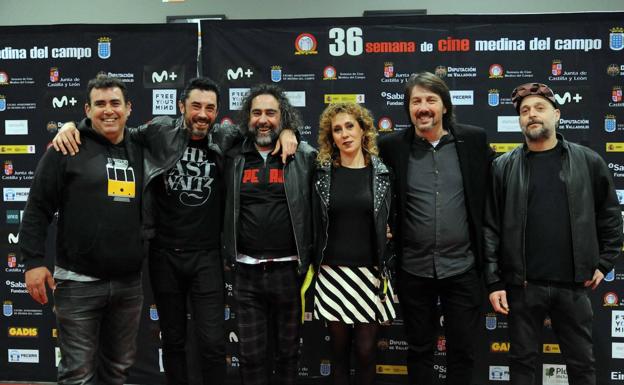 El leonés Marco Leonato y su equipo en la Secime. 