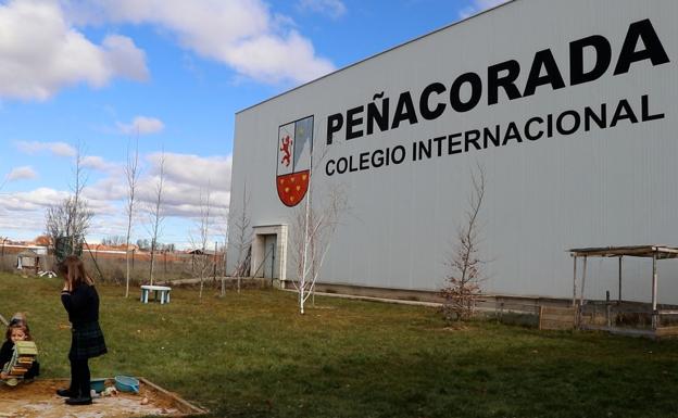 Colegio Internacional Peñacorada.