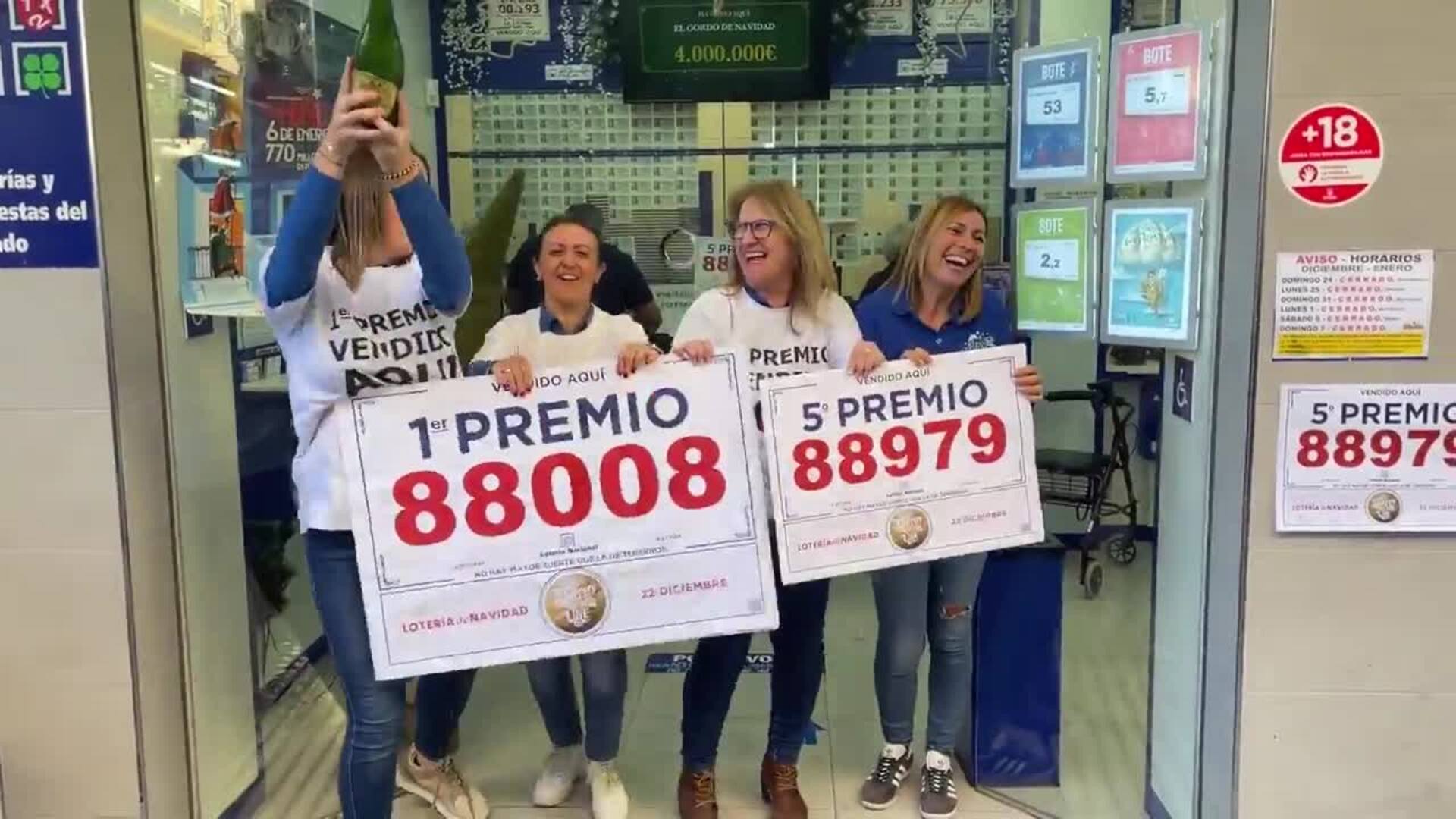 El amuleto de 'El boquerón de oro' de Málaga reparte un pellizco del segundo premio