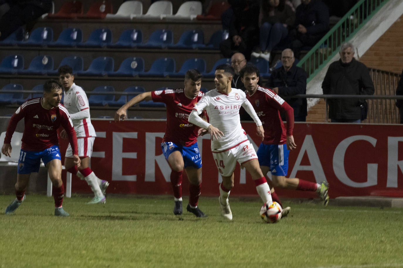 CD Teruel contra Cultural Leonesa