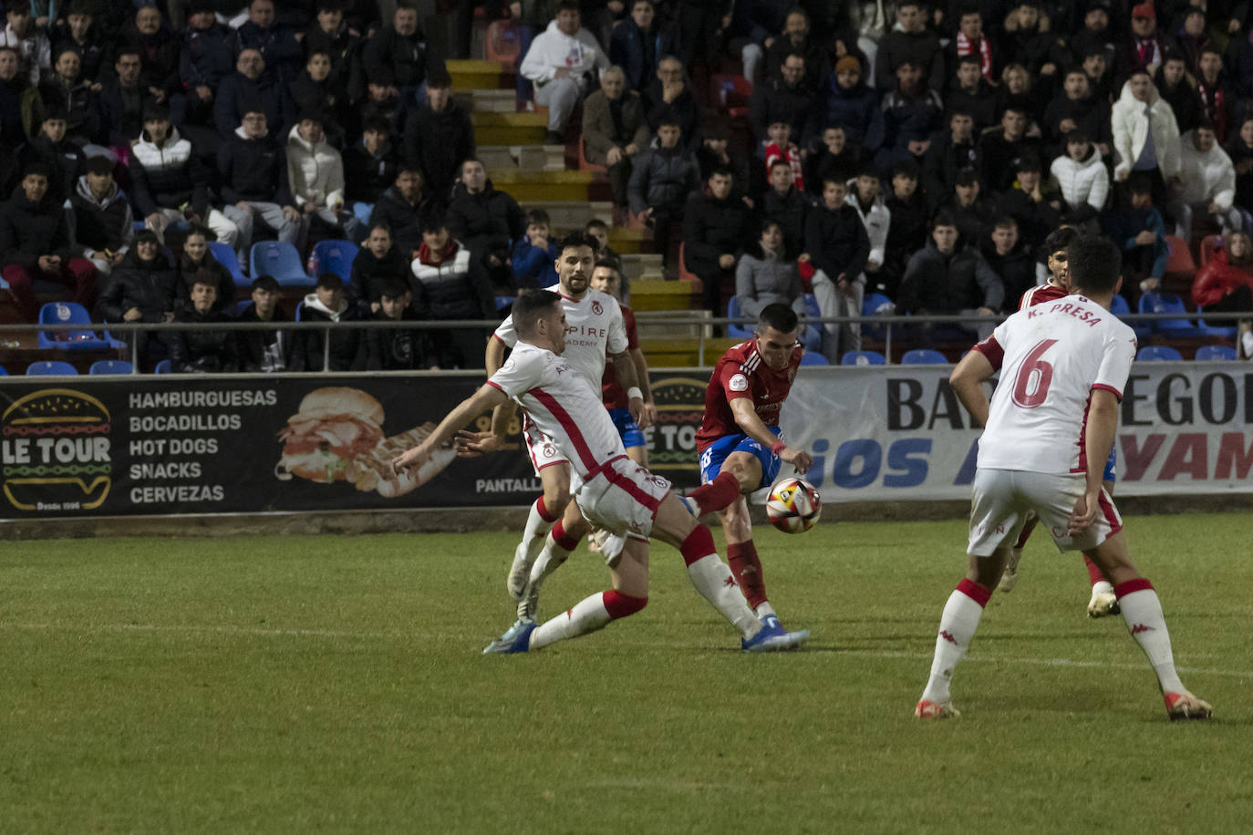 CD Teruel contra Cultural Leonesa